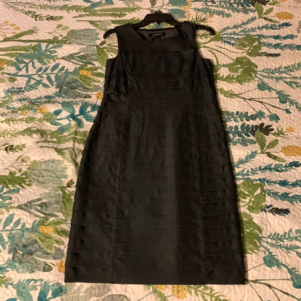 Ellen Tracy sleeveless dark gray dress